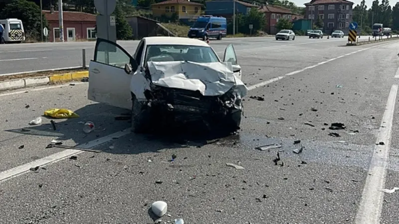 Afyonkarahisar’da feci kaza! 1 ölü 3 yaralı