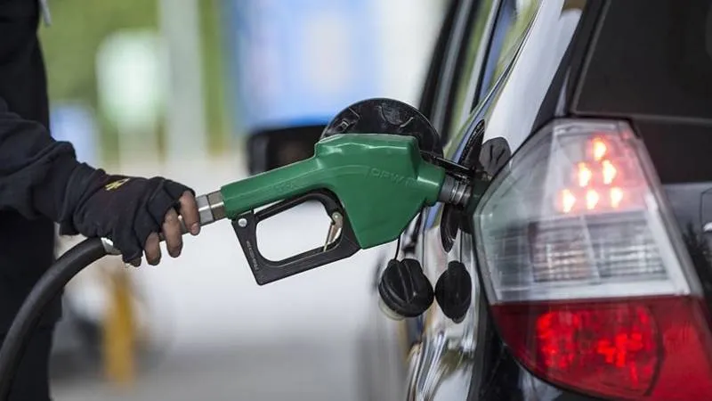 Akaryakıt Fiyatlarında Şok Düşüş! Benzin ve Motorinde Büyük İndirim