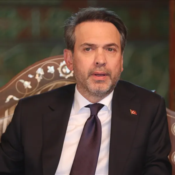 Bakan Bayraktar: Suriye'ye gaz ihracatı kısa sürede başlayacak