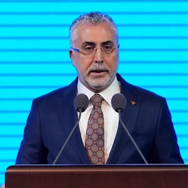 Bakan Işıkhan'dan İşçi Sendikalarına Ziyaret! Neler Konuşuldu?