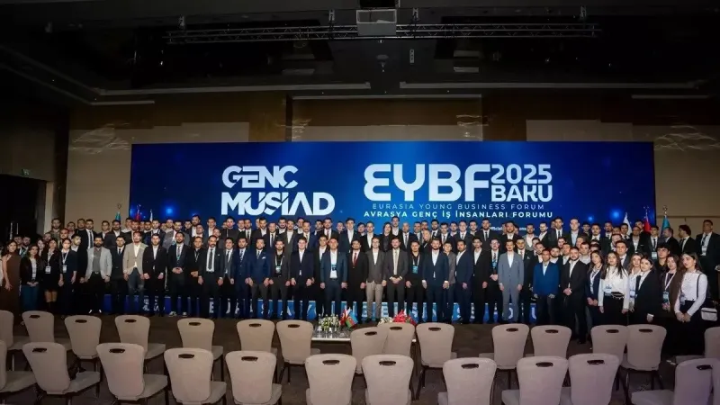 Bakü'de Dev Zirve! 2 Bin Genç Girişimci Bir Arada!
