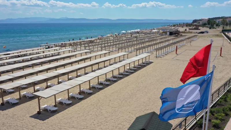 Balıkesir'de Deniz Keyfi Alarmı! Su Sıcaklığı Rekor Kırıyor!