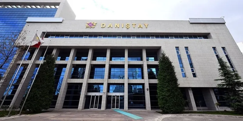 Danıştay, Doçentlik Kriterlerinde Ders Verme Şartını Karara Bağladı!