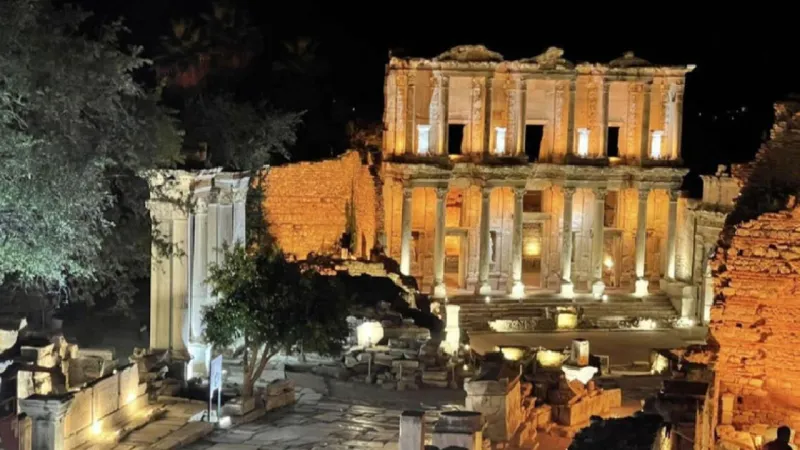 Gece Müzeleri Açılıyor! Efes'ten Galata'ya Tarihi Yolculuk Başlıyor