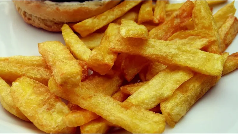 Fırında Çıtır Patates: Lokanta Usulü Lezzetin Sırrı!