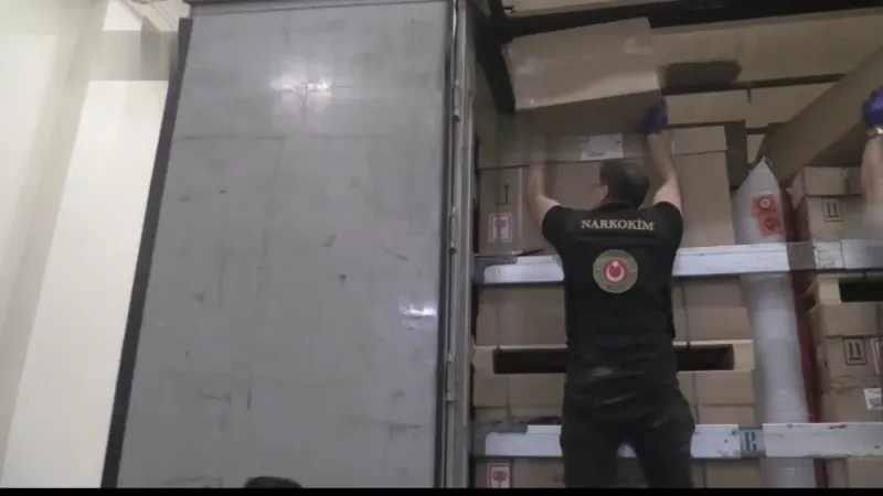 Kapıkule Sınır Kapısı'nda 212 kilo uyuşturucu ele geçirildi