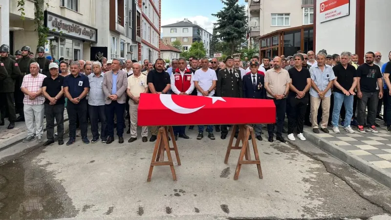 Kıbrıs Gazisi Sadi Öztabağ, askeri törenle son yolculuğuna uğurlandı