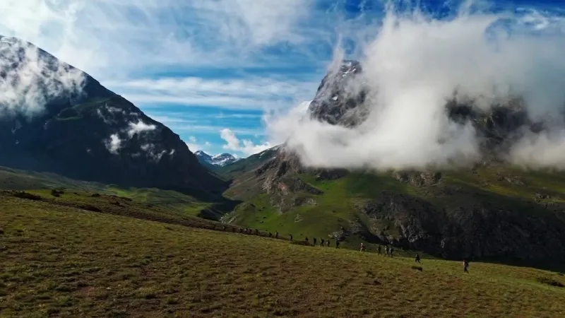 Munzur Dağları: Saklı Cennet Keşfedildi! Turistler Akın Akın!