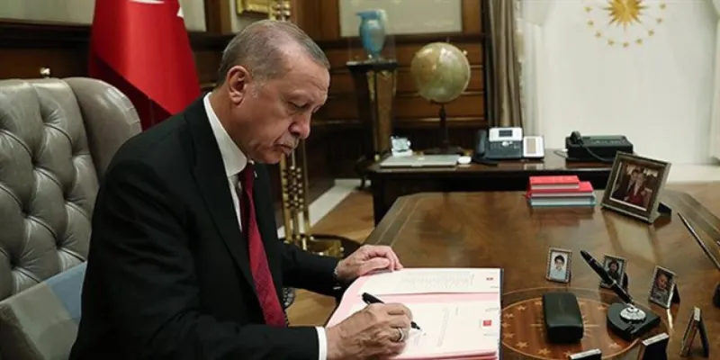 Son Dakika: Atama ve Görevden Almalar! Kimler Gitti, Kimler Geldi?