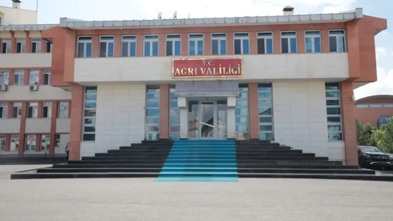Ağrı'da Şok! Sosyal Medyayı Sallayan Utanç Görüntüler!