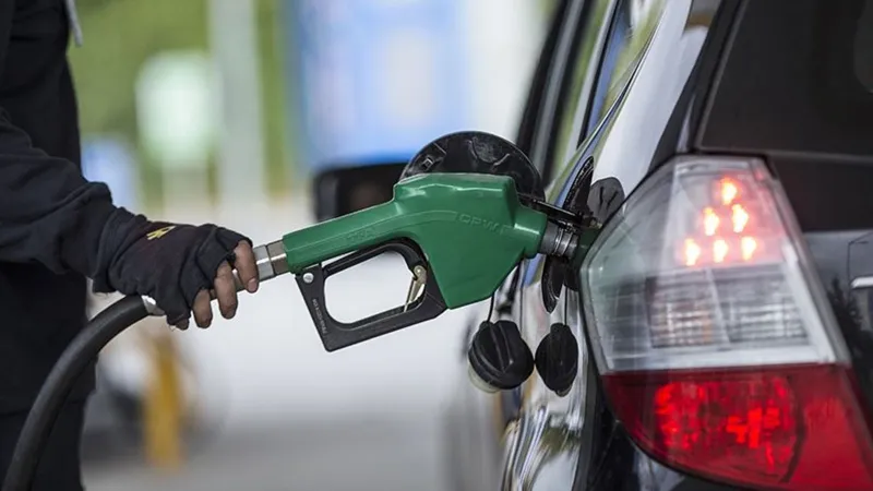 Benzine Zam Şoku! Motorine de Mi Zam Geliyor? İşte Yeni Fiyatlar