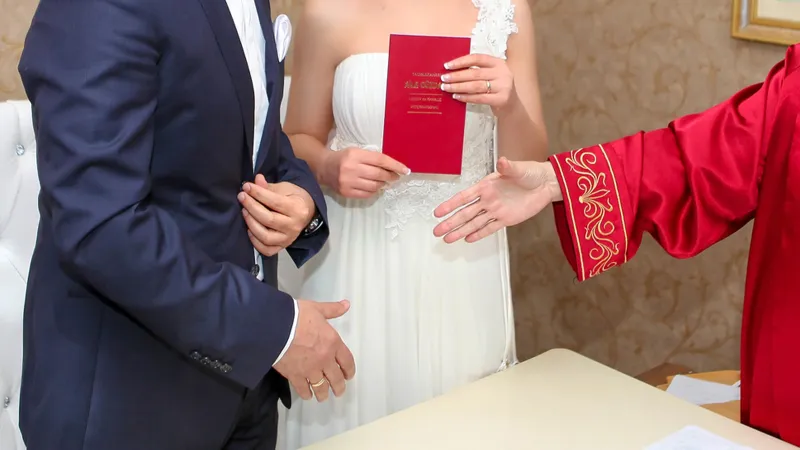 Düğün Masrafları Alarm Veriyor! Evlenmek Artık Servet Değerinde mi?
