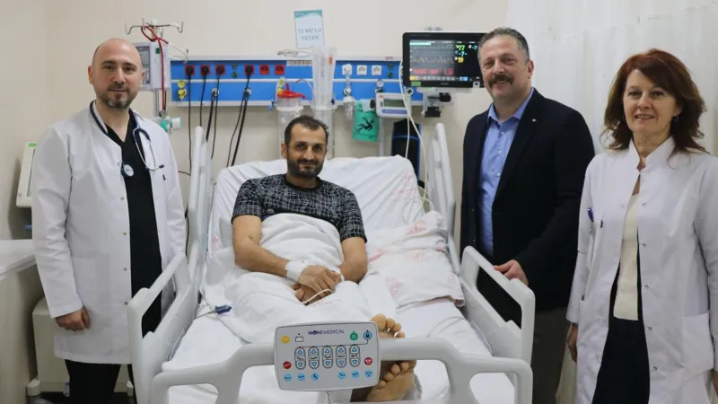 Halı Sahada Ölümden Döndü! 12 Gün Sonra Gözlerini Açtı