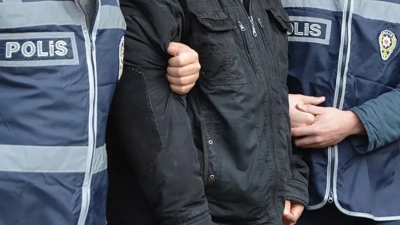 Sakarya'da uyuşturucu operasyonu: 4 gözaltı