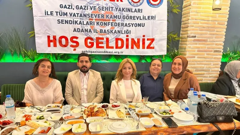 Şehit Anneleri ve Gazi Eşlerinden Duygulandıran Anneler Günü Buluşması!