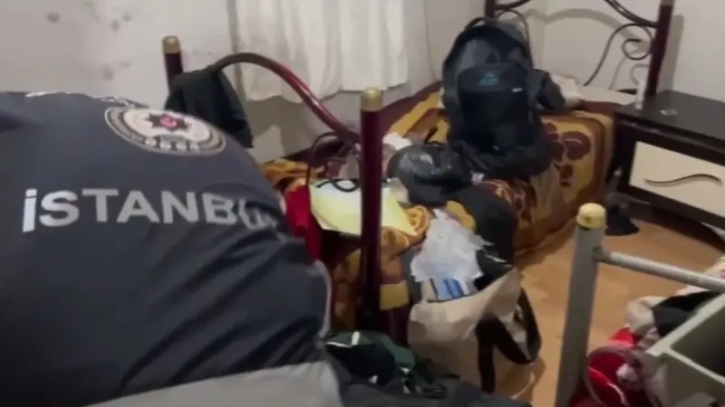 “Şok Evi” operasyonu… 12 göçmen kaçakçısı yakalandı