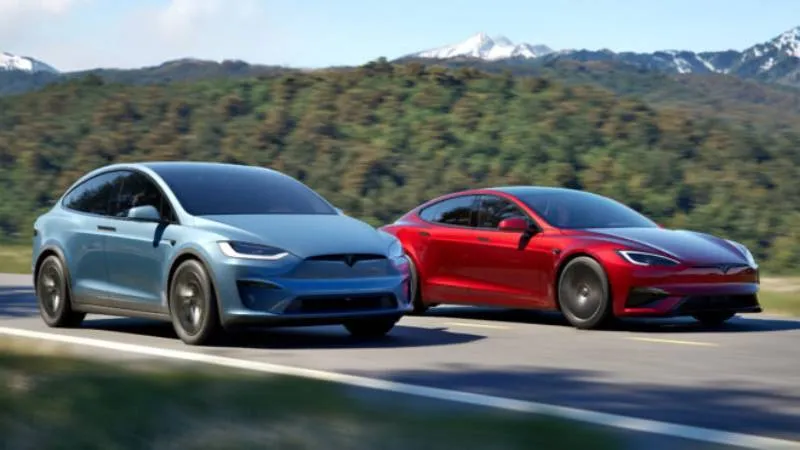 Tesla Model S ve X Yenilendi! Fiyatı Dudak Uçuklattı!