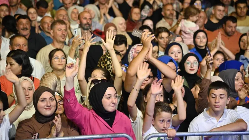 Trabzon'da "Geleneksel Sürmene Kültür ve Sanat Şenliği" başladı